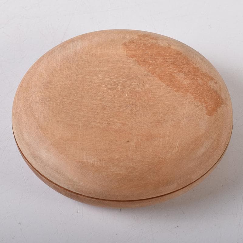 白檀製　釈迦如来・普賢菩薩・文殊菩薩刻　香合佛　仕覆付　共箱　V　R8423