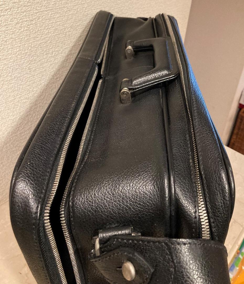 プラハFeragamoフェラガモ(本革)トラベルバッグ 黒