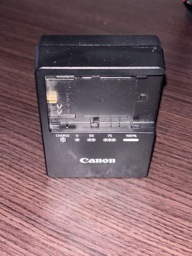 Canon EOS 6D デジタル一眼レフカメラ 値下げ交渉受け付けます