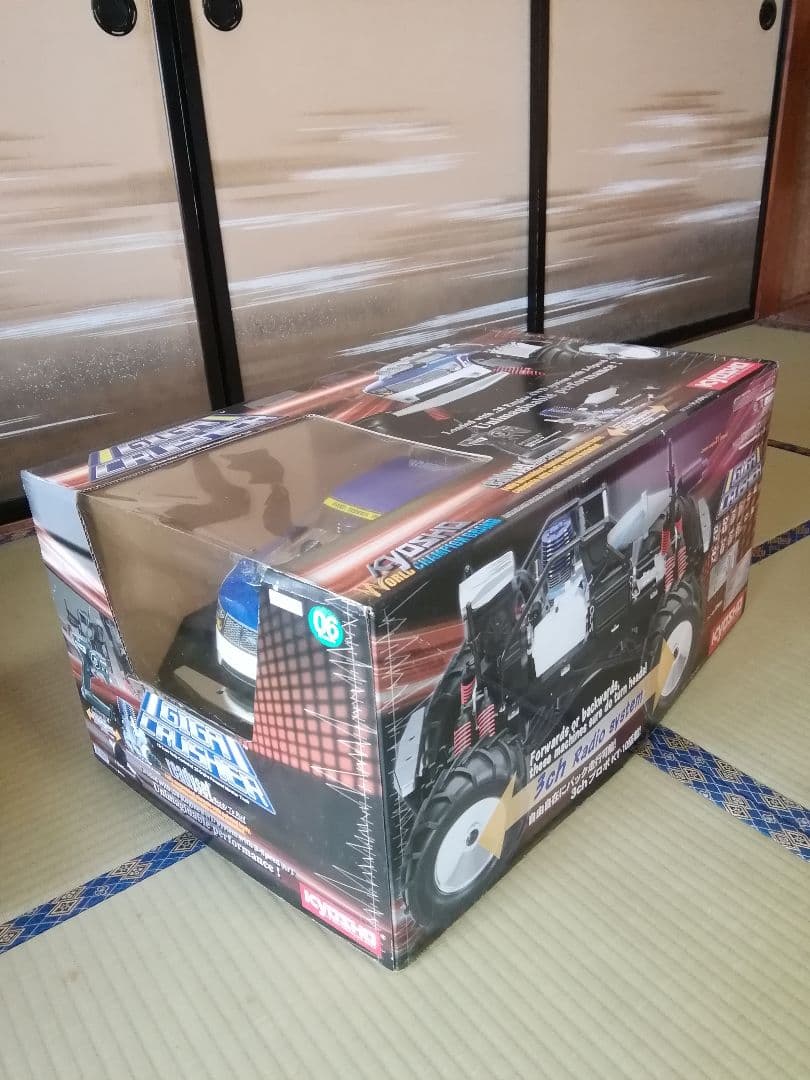 ▪大幅値下げ▪京商エンジンラジコンカー★ギガクラッシャー★新品未使用▪絶版品