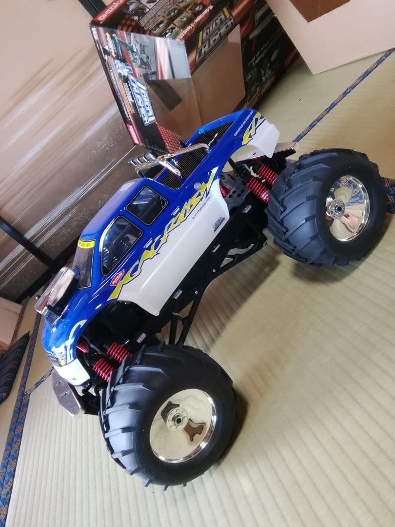 ▪大幅値下げ▪京商エンジンラジコンカー★ギガクラッシャー★新品未使用▪絶版品