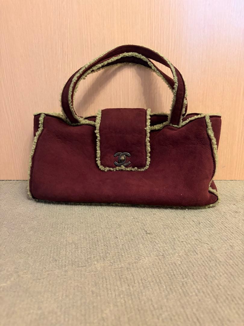 CHANELムートンバッグ