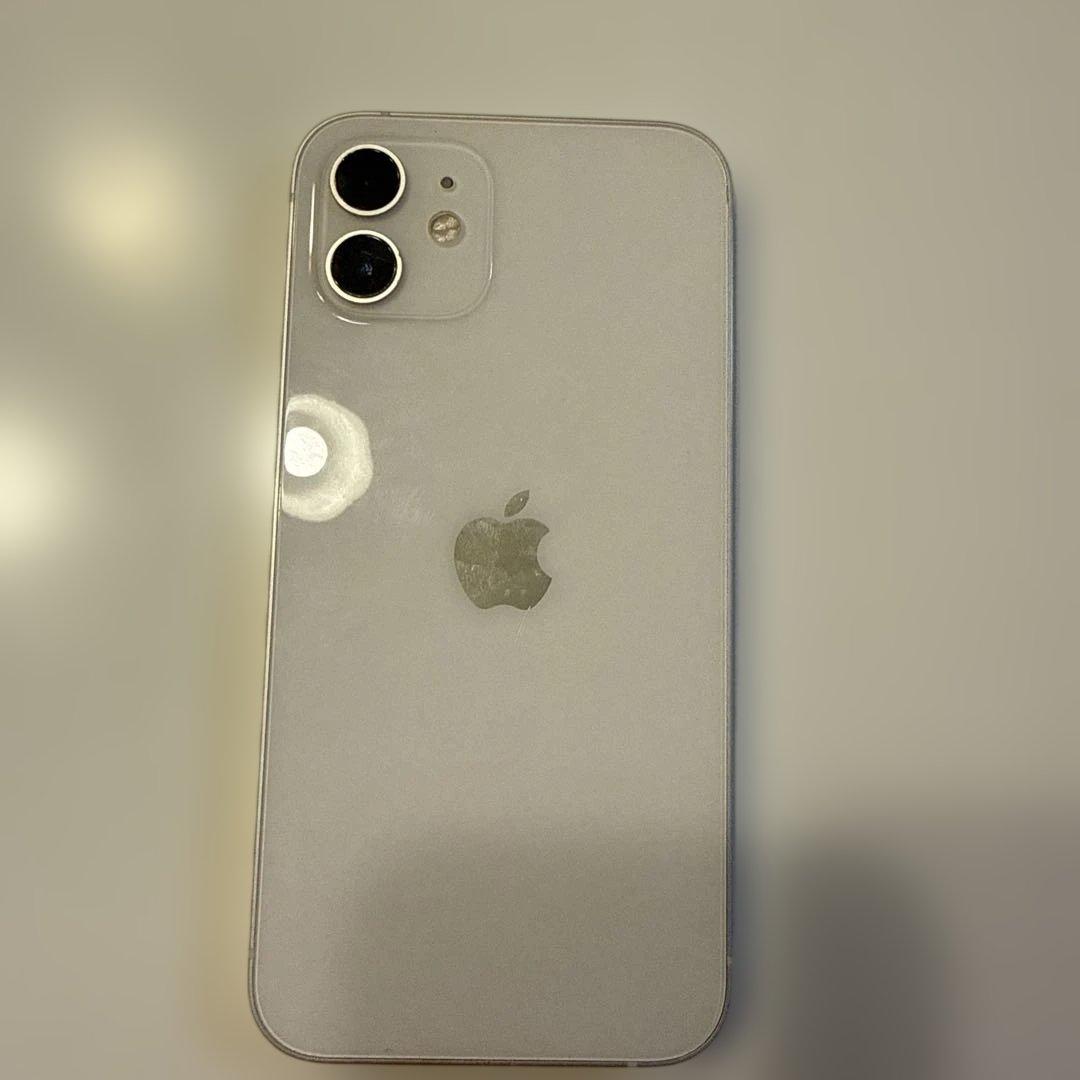 H*a様 iPhone12 128GBホワイトカラー箱付き充電コード付き