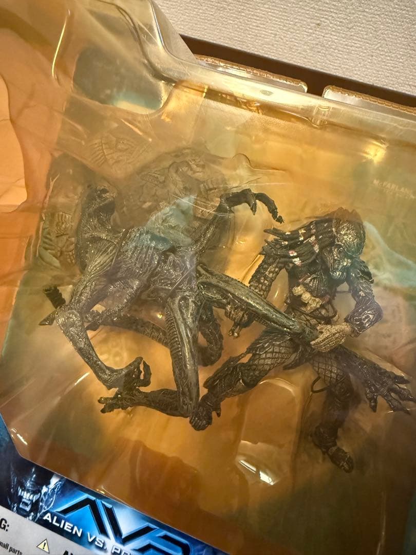 星*奨様 【未開封・3点セットMcFarlane AVプレデター＆エイリアンジオ