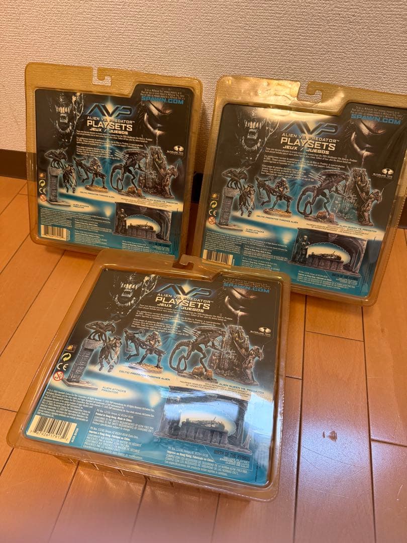 星*奨様 【未開封・3点セットMcFarlane AVプレデター＆エイリアンジオ