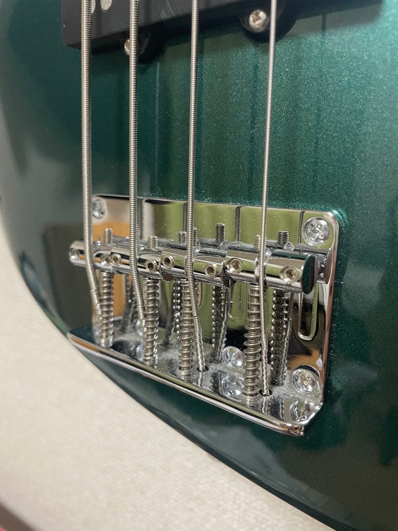 ベース Three Dots JB BRG/R