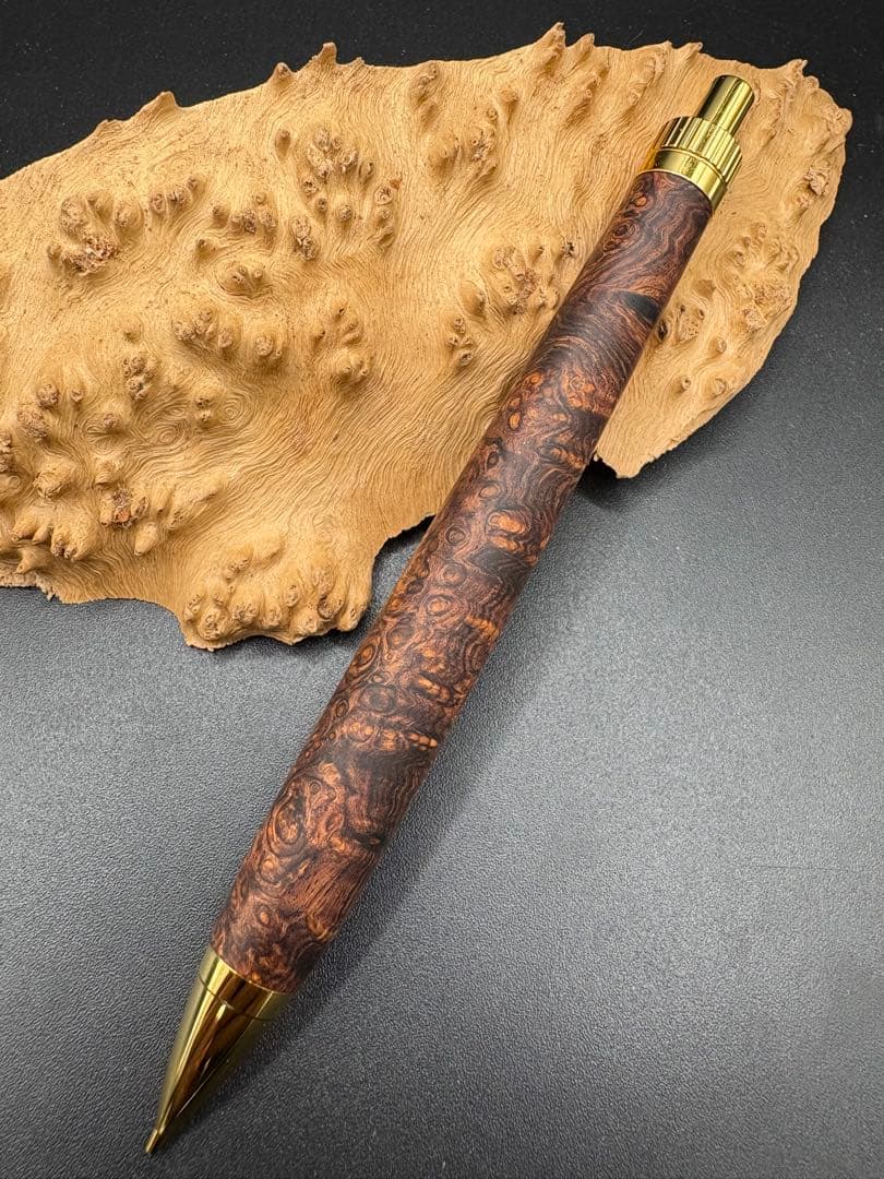 550超極上　ホンジュラスローズウッド　瘤杢　木軸シャーペン　ボールペン