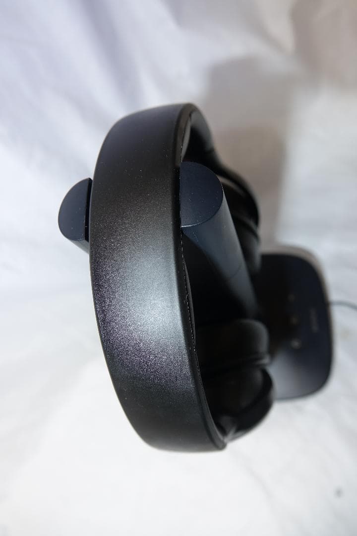 SONY ワイヤレスヘッドホン　TMR-L600 WH-L600R