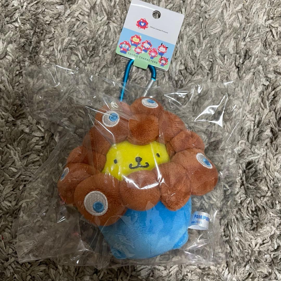 ミャクミャク　ポムポムプリン　大阪関西万博