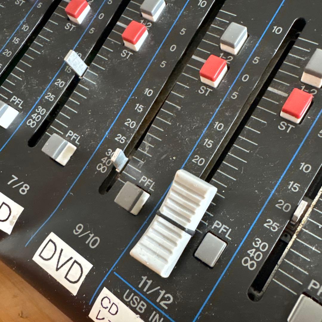 YAMAHA MG12XU アナログミキサー