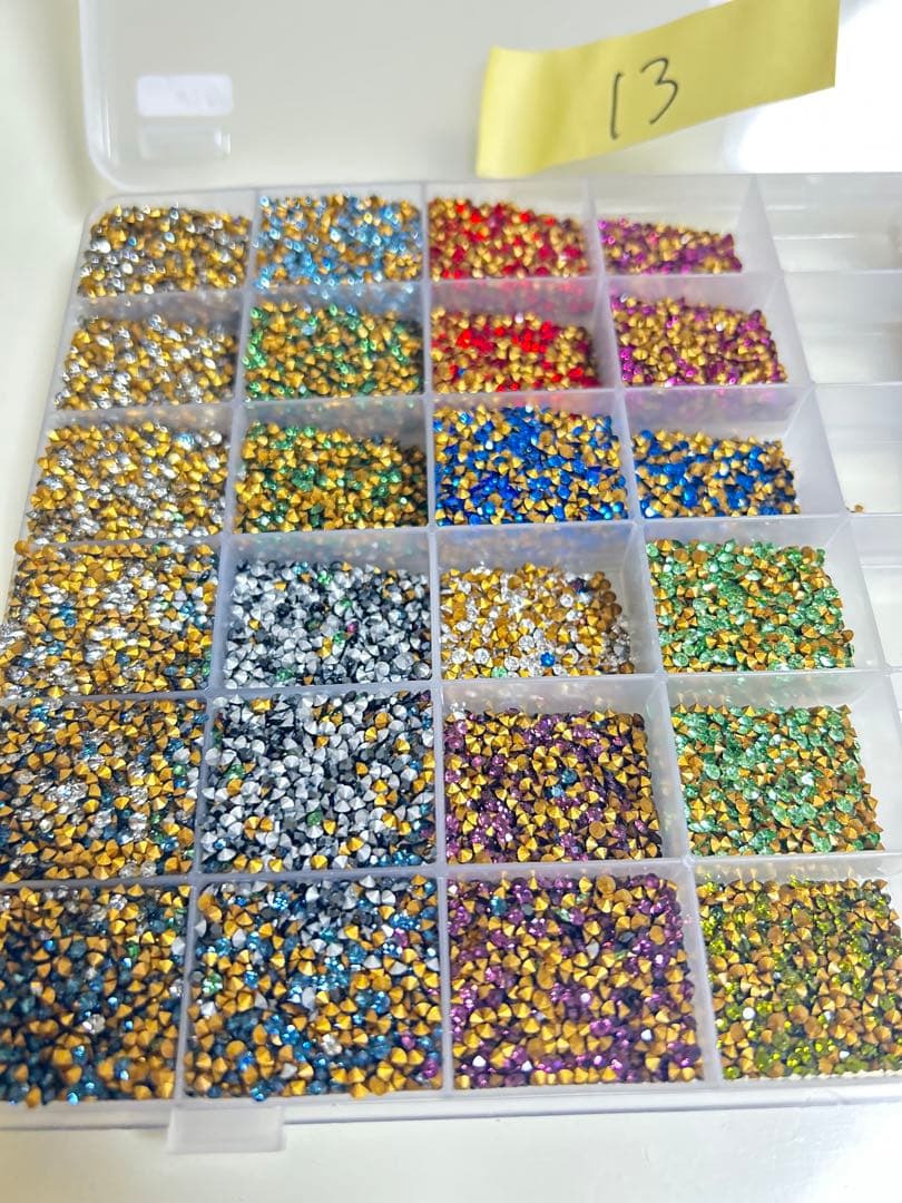 スワロフスキー　no13