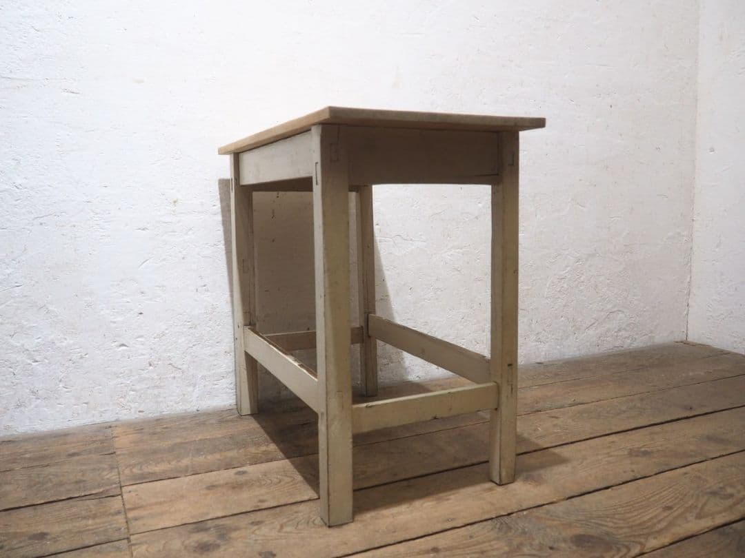 1270 ビンテージ　ペンキのテーブル　デスク　作業台　レトロ　シャビー　古家具