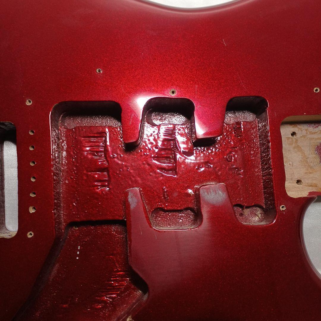 エレキギターボディ メタリックレッド