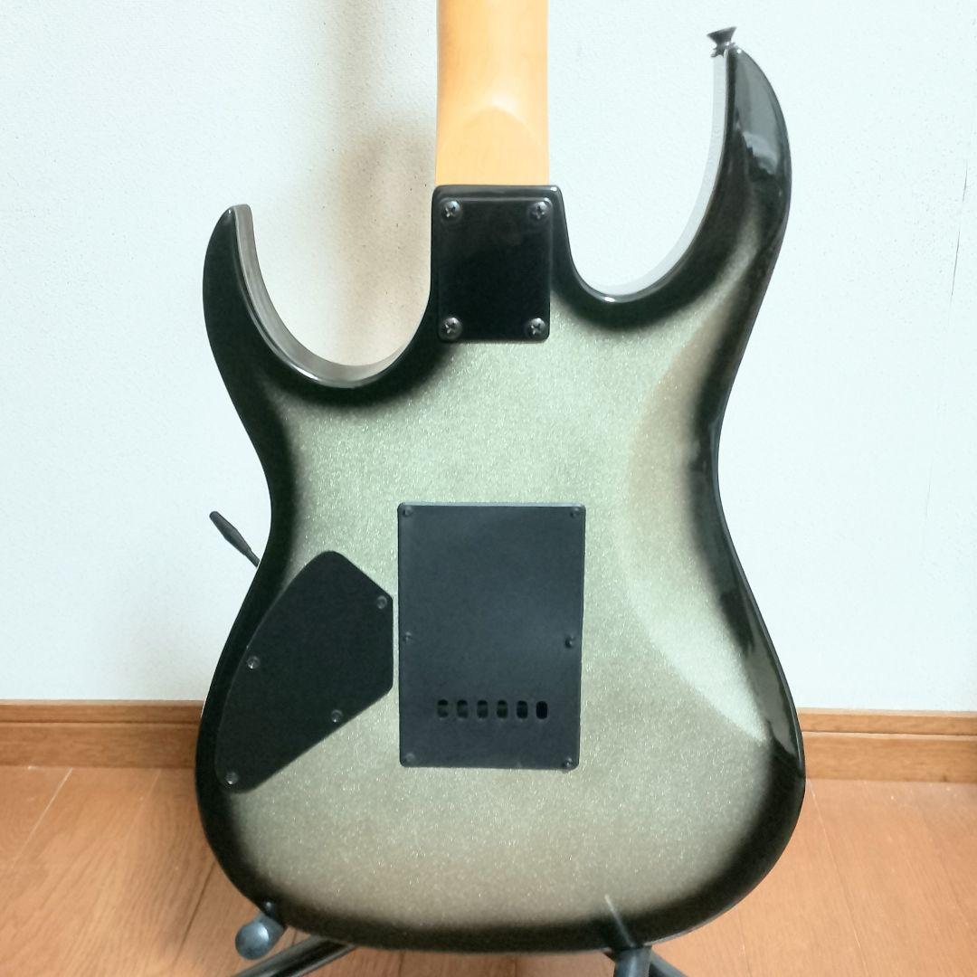 Photogenic　S-S-H仕様　トレモロユニット搭載　エレキギター