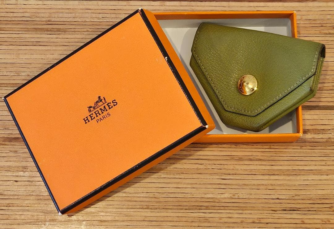 希少色 エルメス ケース グリーン系 箱付き 値下げOK