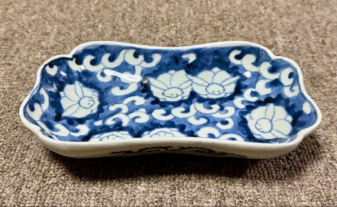 骨董 古伊万里 兎 唐草 皿