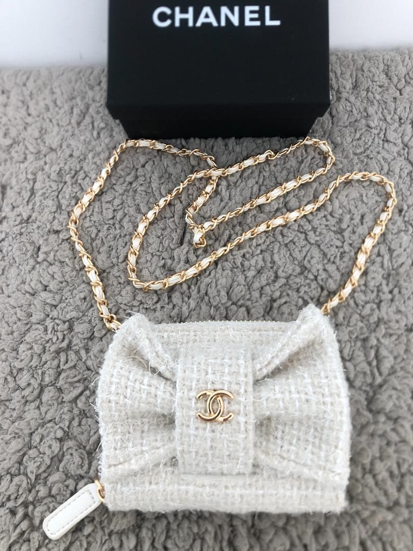 三つ折財布　ロゴレディース　バッグ　財布　ヴィンテージ　ブラック