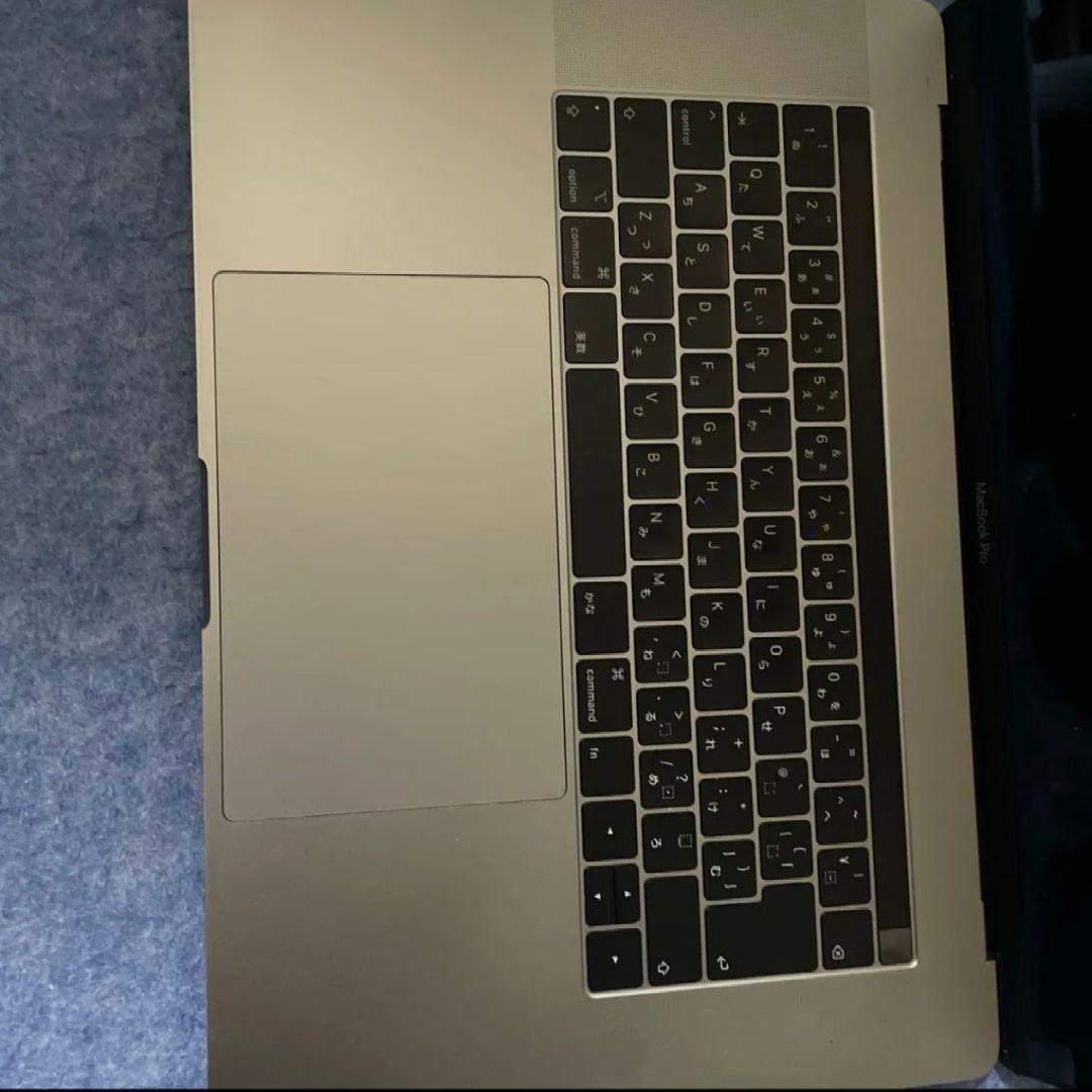 MacBook Pro 15インチ