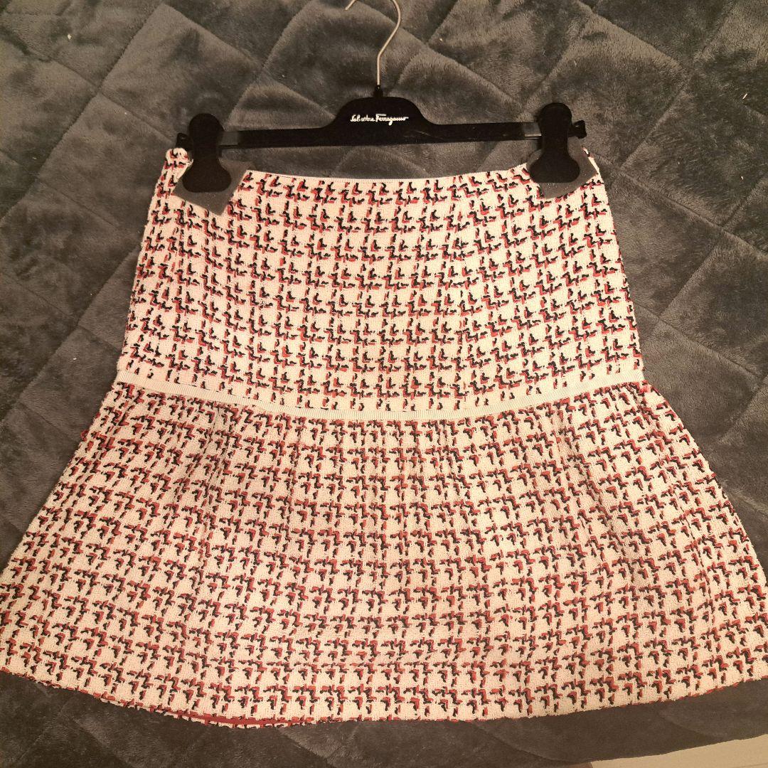 サルバトーレフェラガモ　ツイード　スカート
