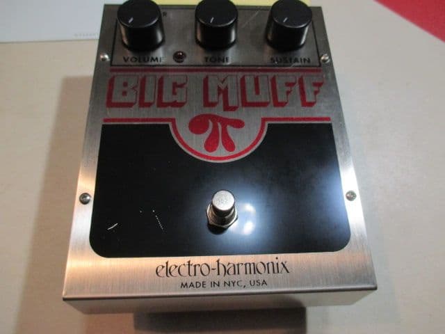 BIG MUFF ビッグマフ FUZZ ファズ ディストーション エフェクター