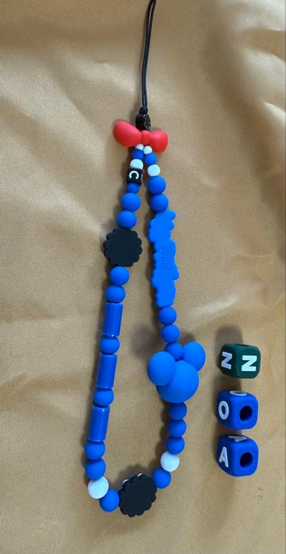 ま*る様 CASETIFY Takashi Murakami ストラップ DOB