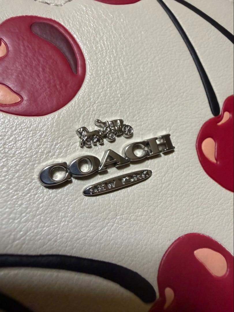COACH コーチ ハートケース 財布 チェリー ホワイト 新品保管品