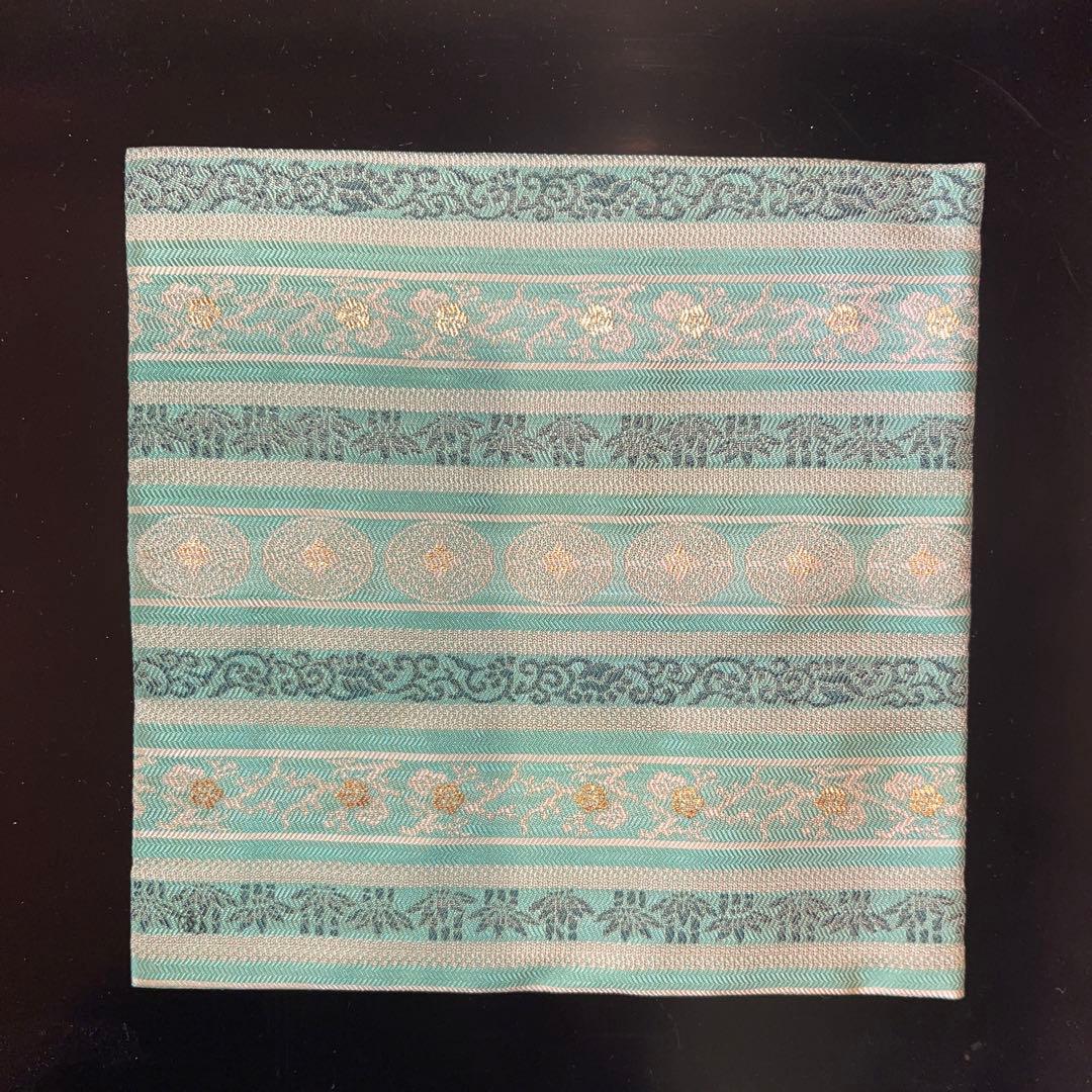 青緑色の絹製茶道用古帛紗