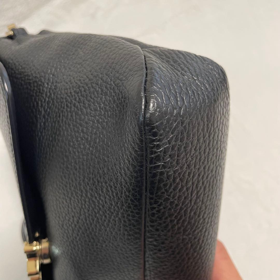 美品　アニエスベー　ショルダーバッグ　レザー　ブラック　ゴールド金具