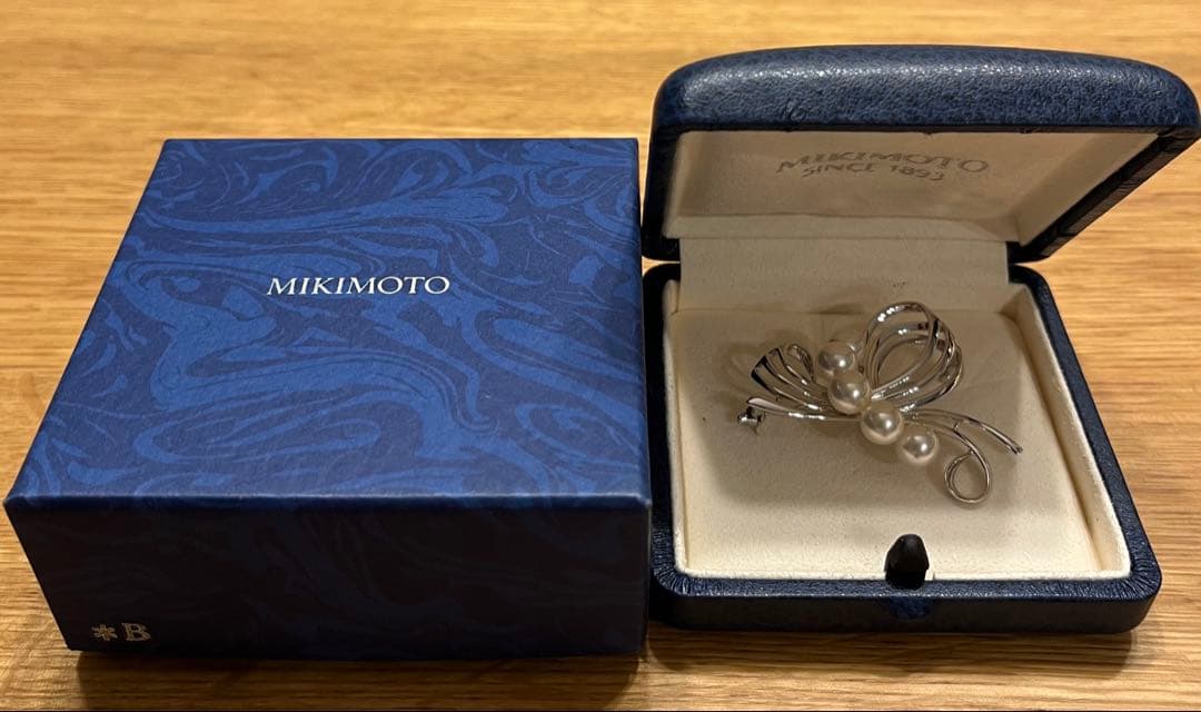 美品　MIKIMOTO 真珠 シルバー ブローチ