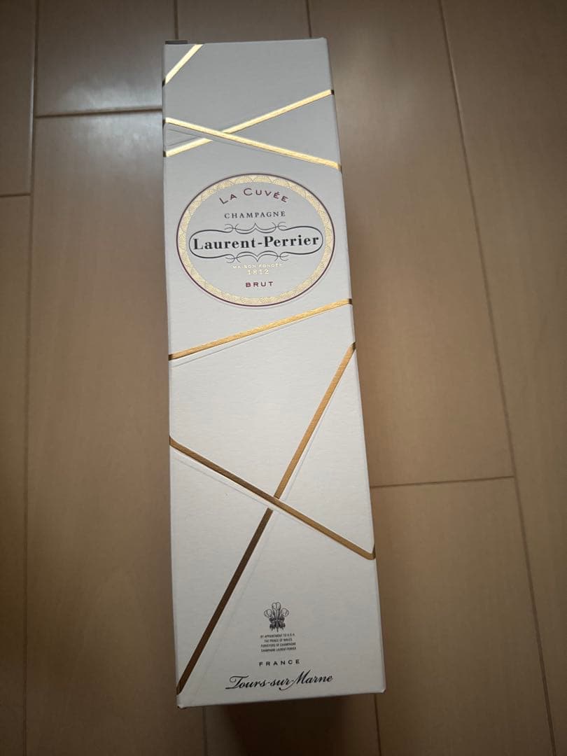 サントリー碧Ao 山崎12年 ロラン・ペリエ 3本セット