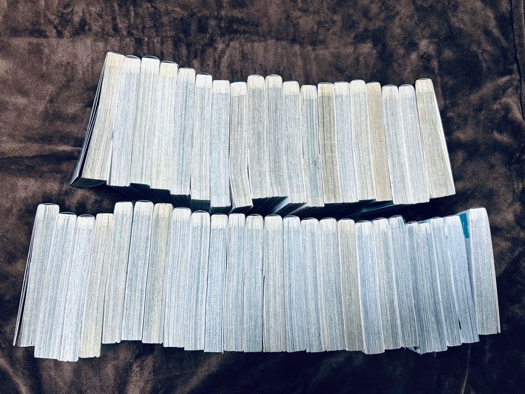 ベルセルク 1-43巻 全巻セット　三浦建太郎　初版多数 おまけ ギガントマキア