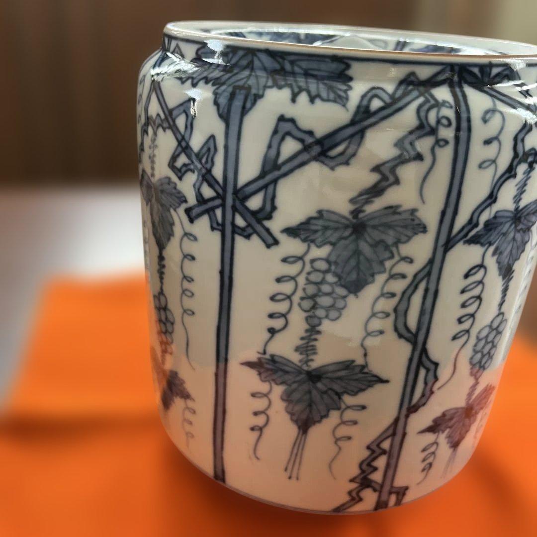 水指　染付葡萄棚