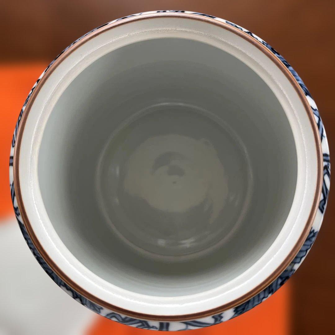 水指　染付葡萄棚