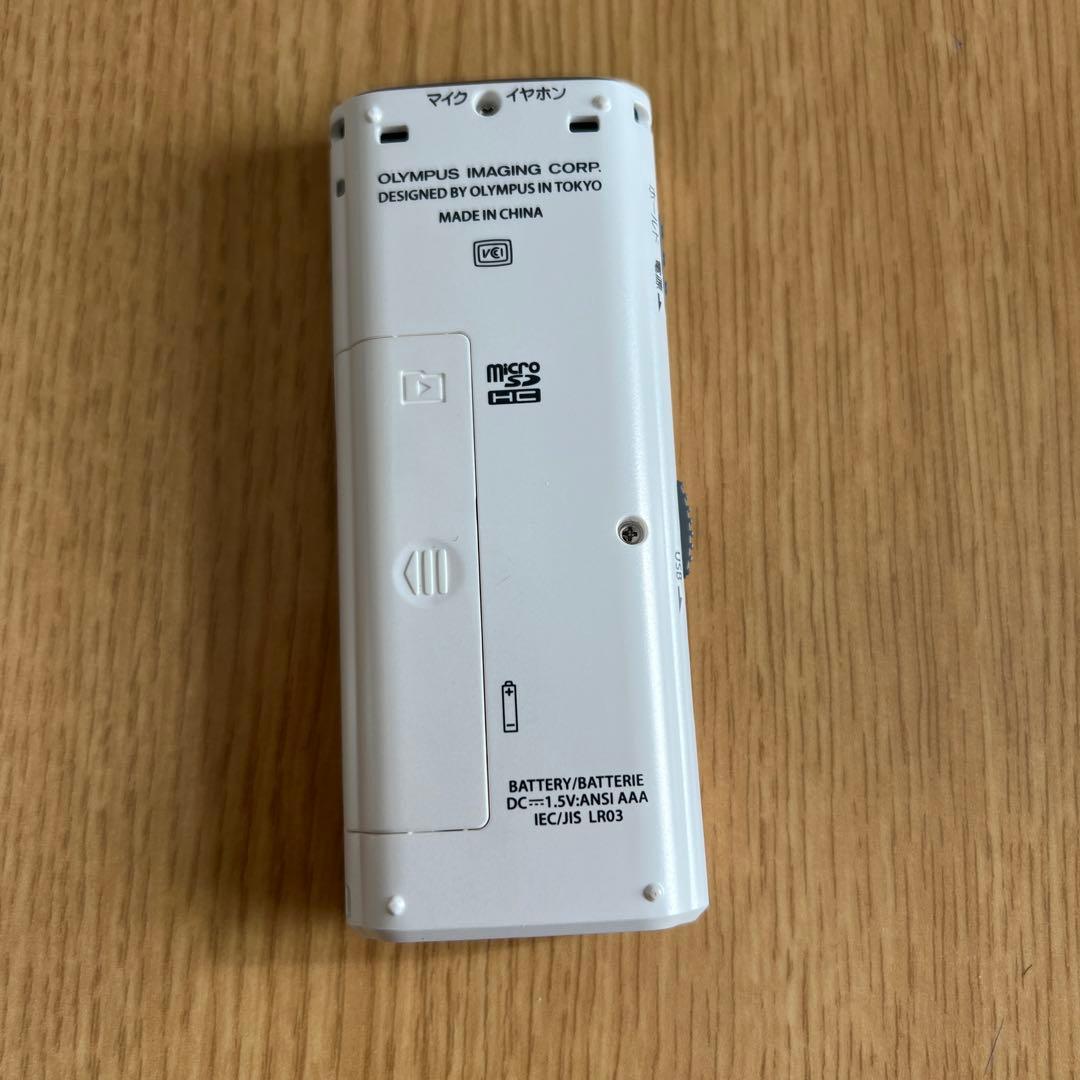 OLYMPUS ボイスレコーダー V-822 （microSD、電池付き）