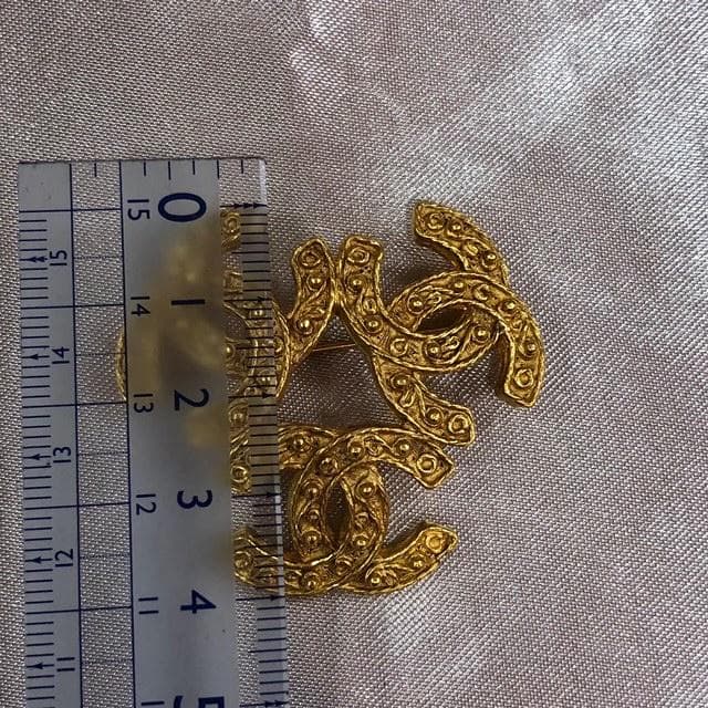 ■シャネル　トリプルココブローチ