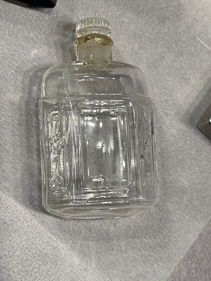 MARCEL PAUTOT アールデコ香水ボトル ガラスと金属 香水瓶 フランス
