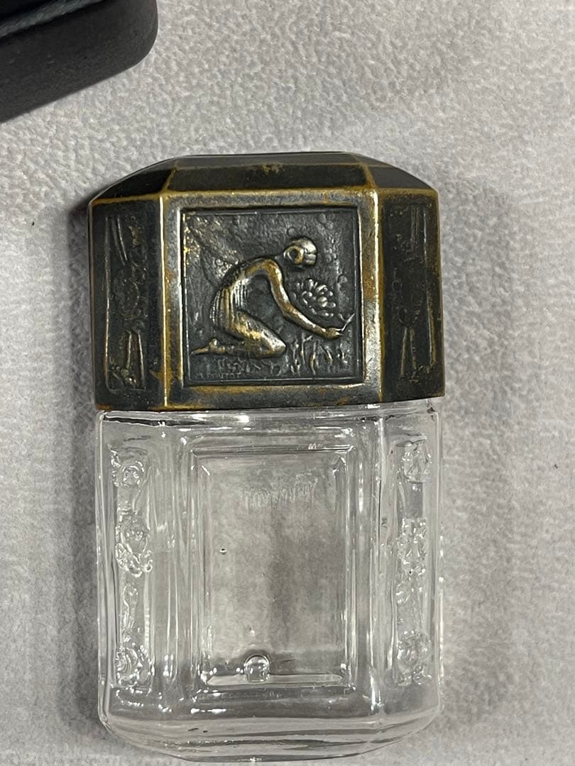 MARCEL PAUTOT アールデコ香水ボトル ガラスと金属 香水瓶 フランス