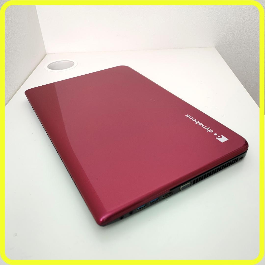 美品　赤　新品SSD256GB⭐️windows11　ノートパソコン　779