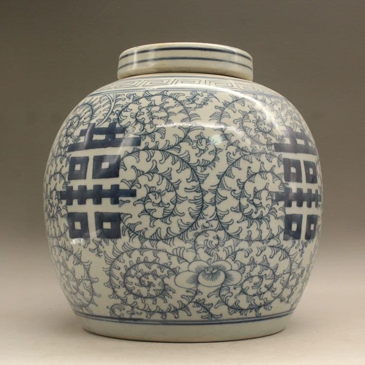 青花双喜懺纏枝蓮茶壺 茶道具 香道具 装飾品 工芸品 美術品 置物