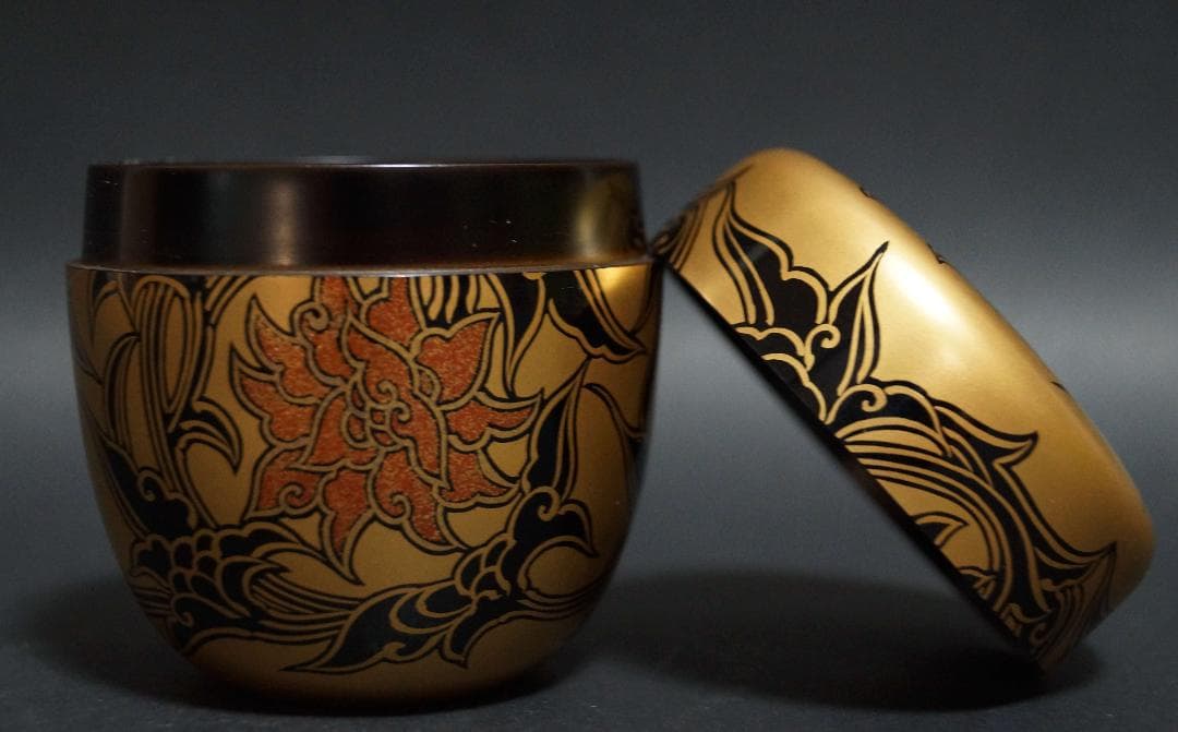 輪島塗 蒔絵師 紫香 (谷内 一則)造 金蒔絵『唐花』棗木製漆塗 共箱★美品