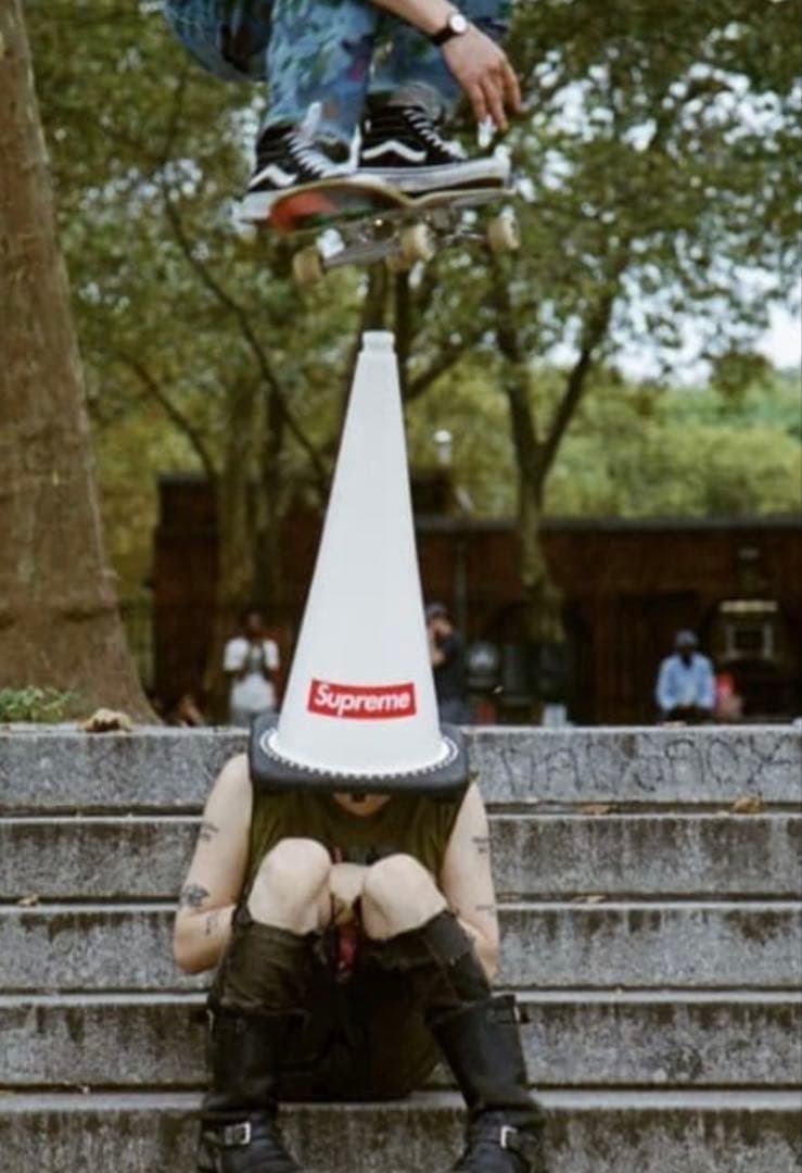 supreme Traffic Cone BOXロゴ