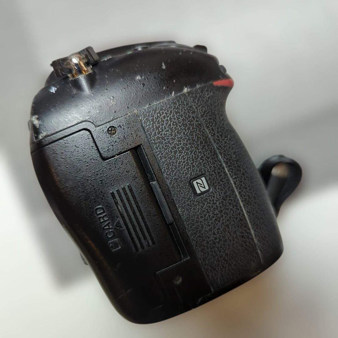 Nikon D7200 デジタル一眼レフカメラ 本体