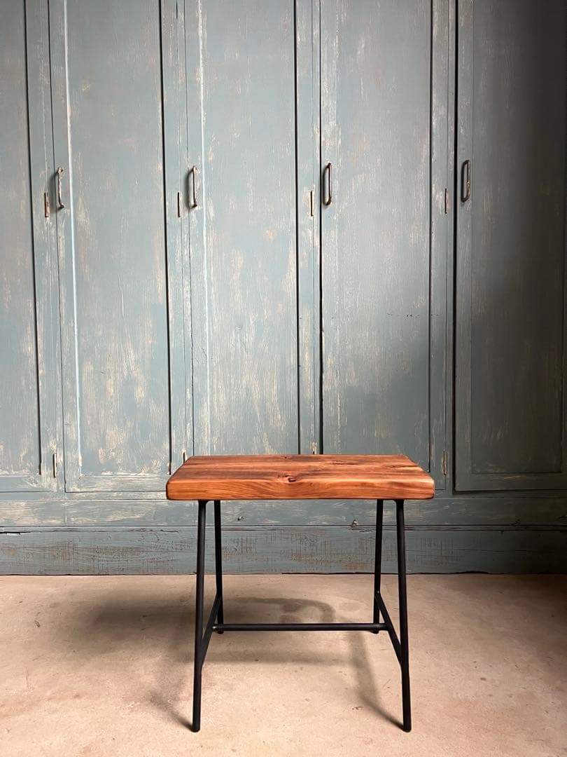 アイアンベンチ　ベンチ　カフェ風　シェルフ