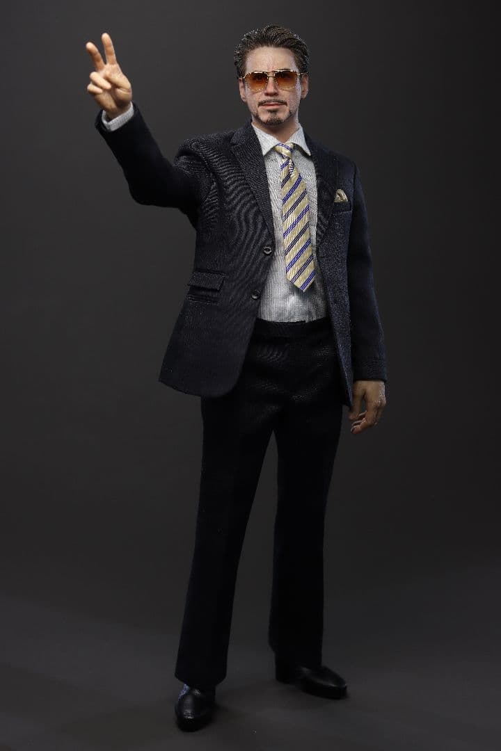 yunsil rerunトニースタークスーツセット