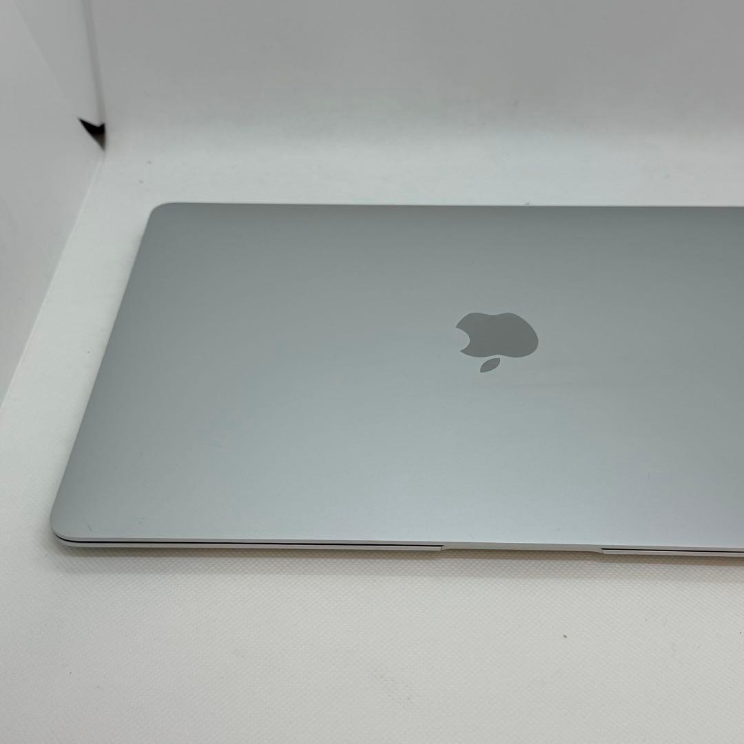 MacBook Air 2019 (A1932) 8GB/128GB シルバー