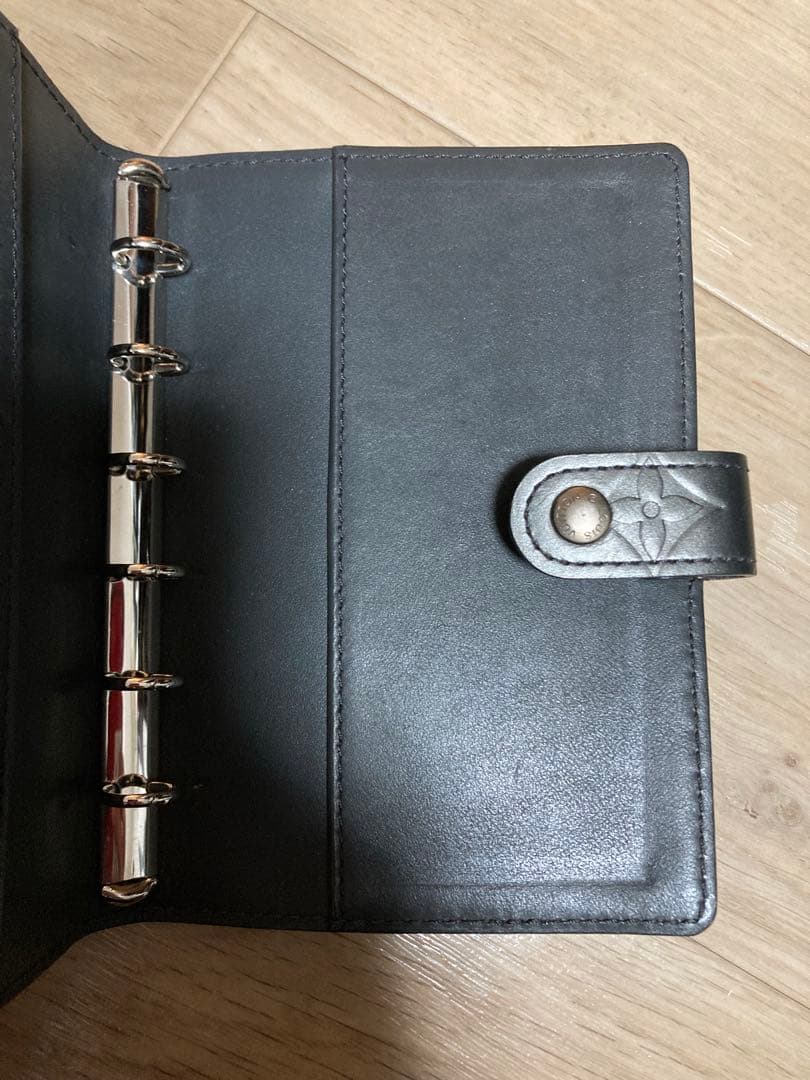 美品　ルイヴィトン システム手帳 カバー アジェンダ モノグラムマット シルバー