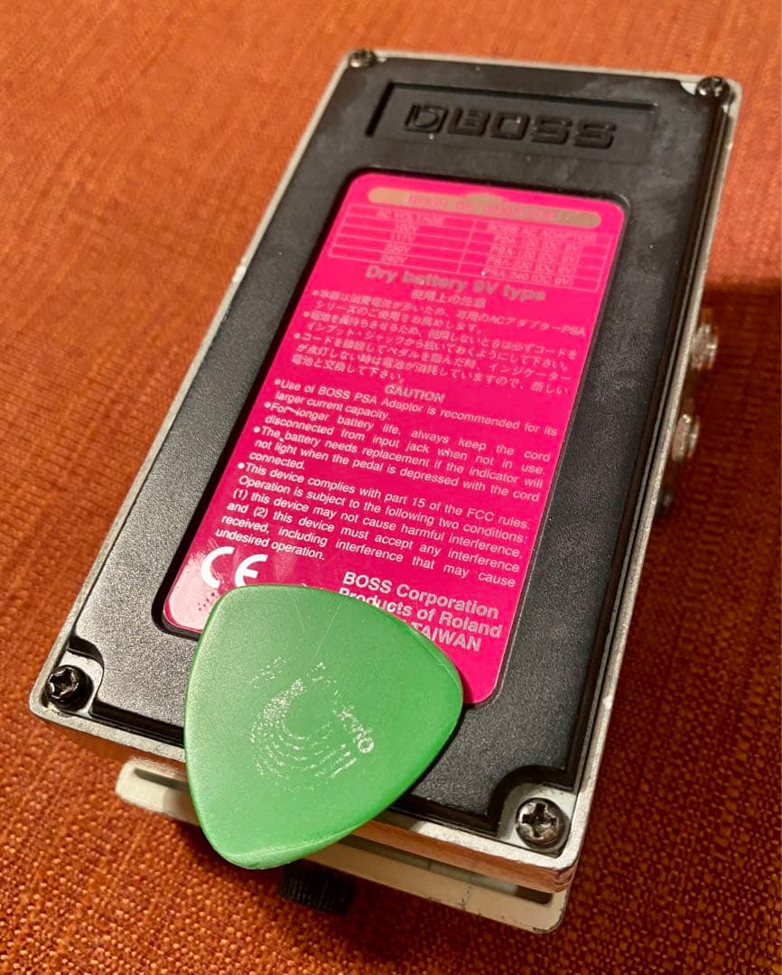 デジタルディレと言えばこれ1択名機BOSS Digital Delay DD-5