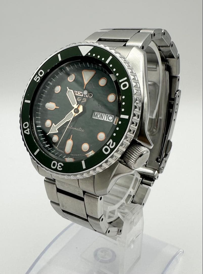 SEIKO 5 スポーツ セイコー 4R36-07G0 自動巻き グリーン