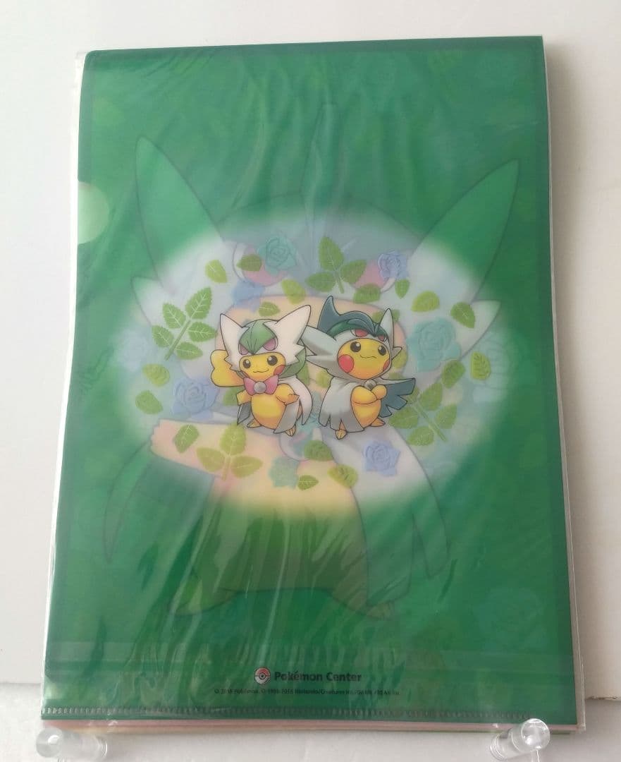 ポケモンセンター メガポンチョを着たピカチュウ vol.2 A4 クリアファイル