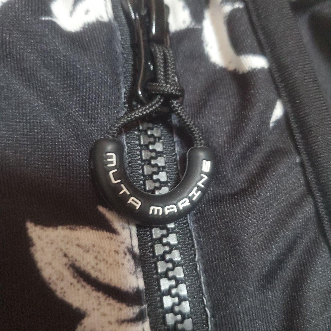 【美品】muta MARINE/ムータ マリン/総柄ラッシュハーフパンツ